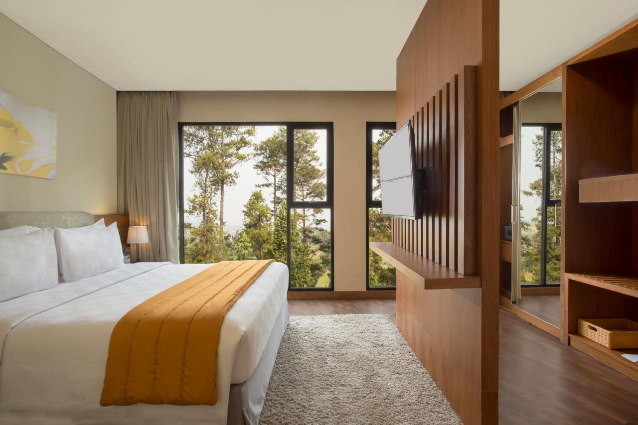 Swiss-Belresort Dago Heritage Bandung Eksteriør billede